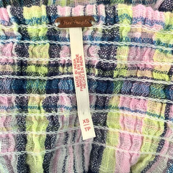 Free People Marlena Plaid Crop Smocked Oversized Sleeve Top Size XS - Picture 8 of 8